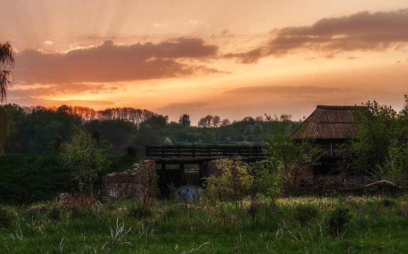 Wooden Bridge at Sunset — Orange, Serene