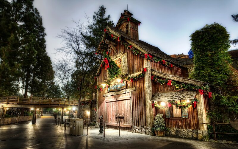 Wooden Building with Garlands — Brown