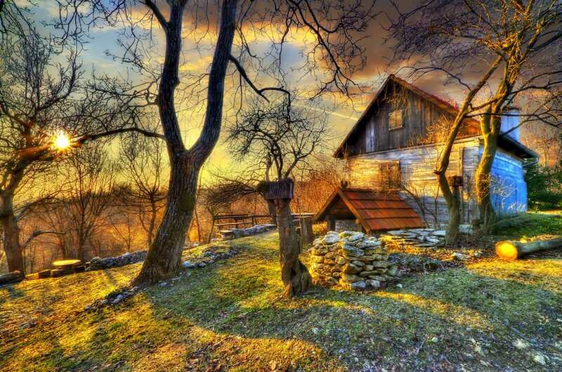 Wooden Cabin at Sunset — Gold