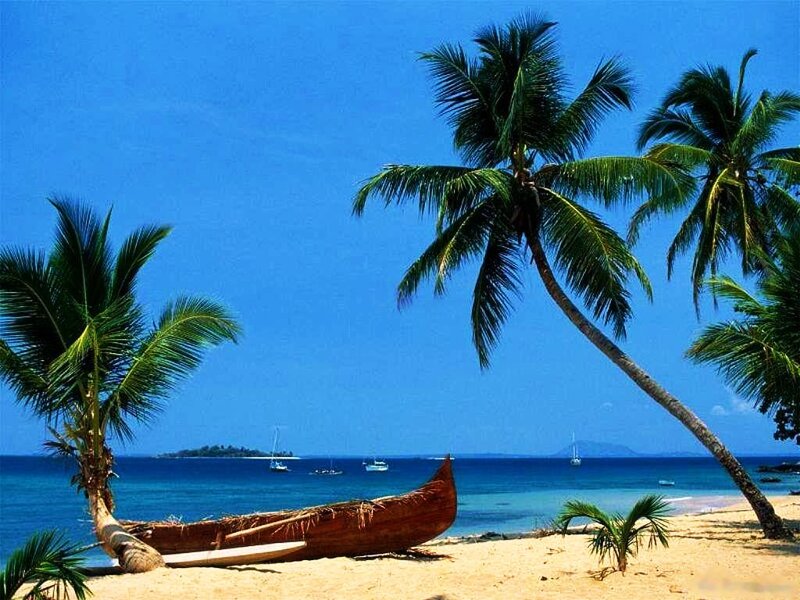 Wooden Canoe on Beach — Blue