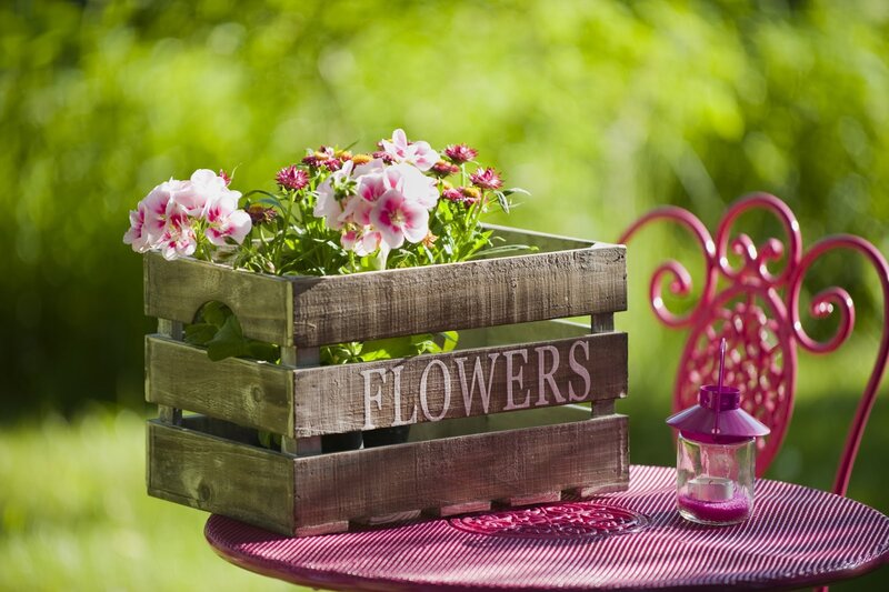 Wooden Crate with Flowers — Green