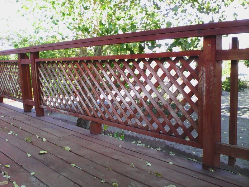 Wooden Deck Railing