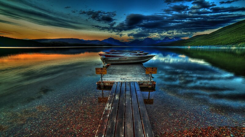 Wooden Dock with Boats — Blue