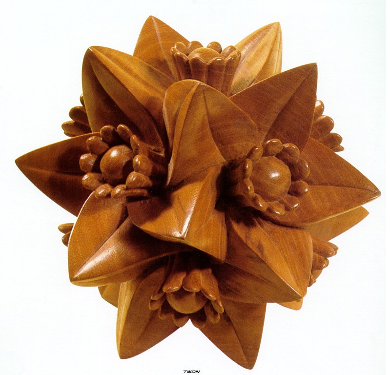 wooden floral sculpture