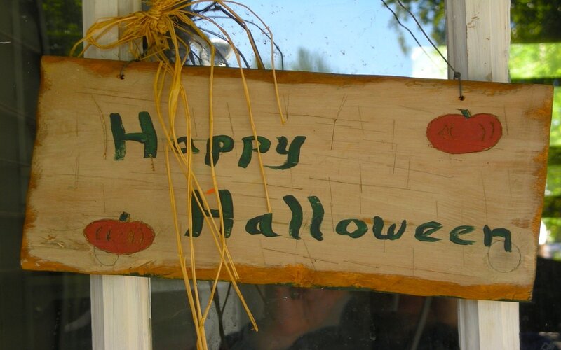 Wooden Halloween Sign