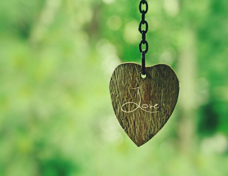 Wooden Heart Pendant — Green