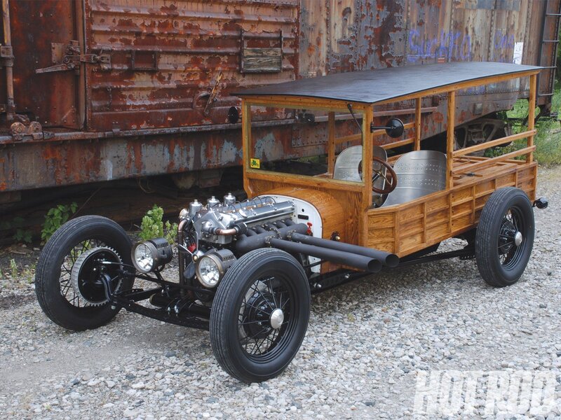 Wooden Hot Rod Car — Brown