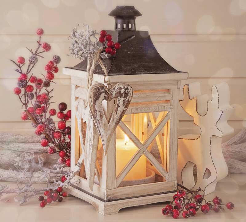 Wooden Lantern with Berries — White