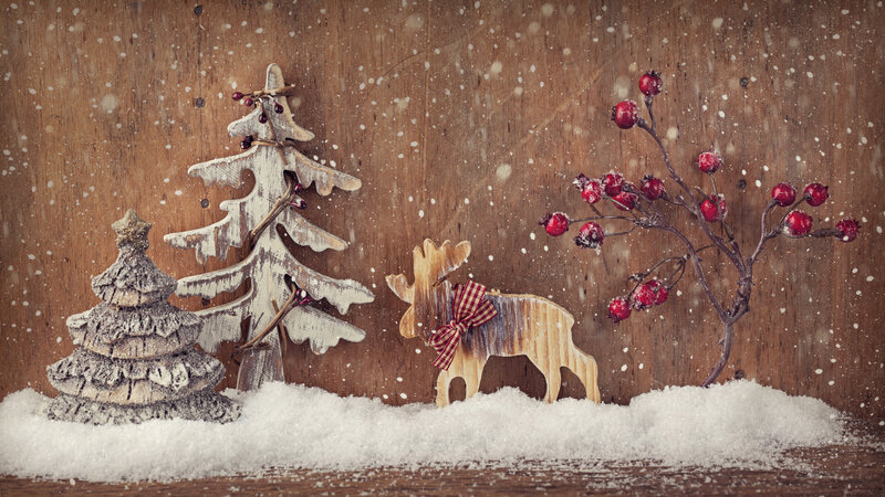 Wooden Reindeer Decoration — Brown