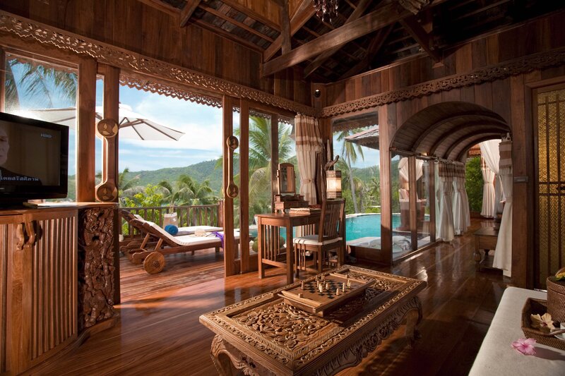 Wooden Room with Pool View — Brown