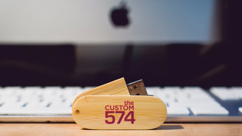 Wooden USB Drive — Brown