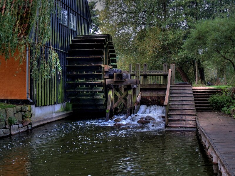 Wooden Waterwheel Mill