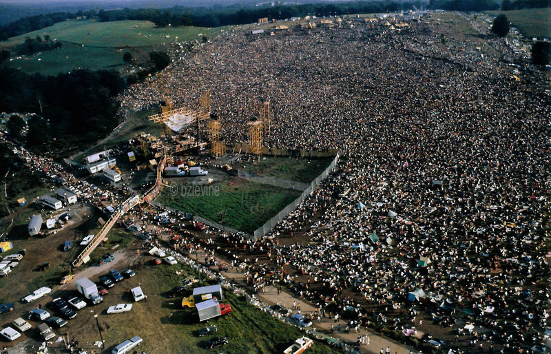 Woodstock festival crowd