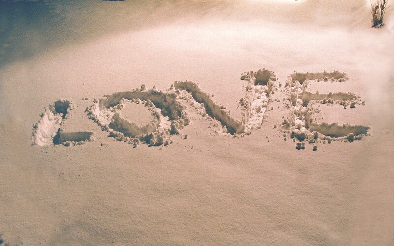 Word Love in Snow