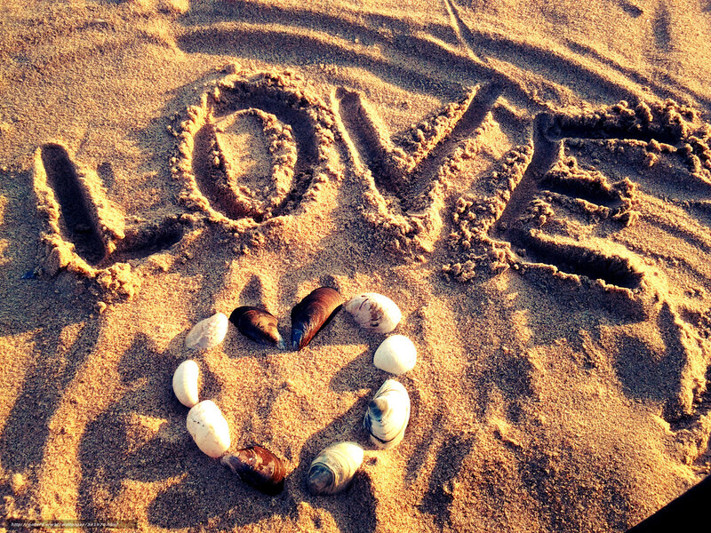 Word Love on Sand