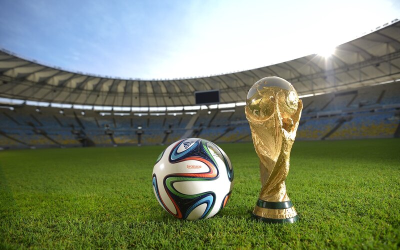 World Cup Trophy and Ball — Green, Serene