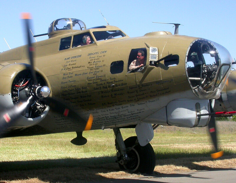 World War II Bomber Aircraft — Olive