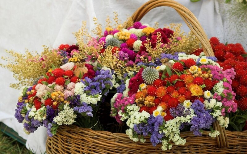 Woven Basket of Flowers — Red