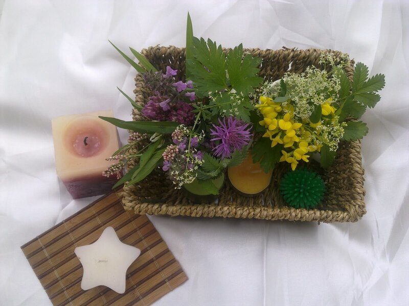 Woven Basket with Flowers — White