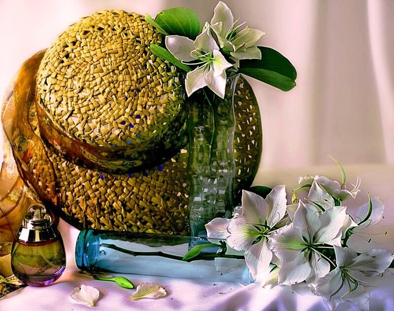 Woven Hat with Flowers