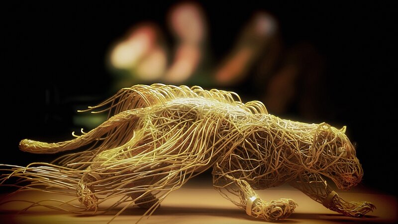 Woven Wire Panther Sculpture — Gold, Dramatic, 3d Render