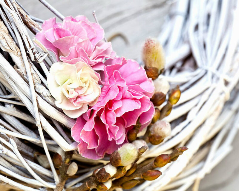 Wreath with Pink Flowers — Calm