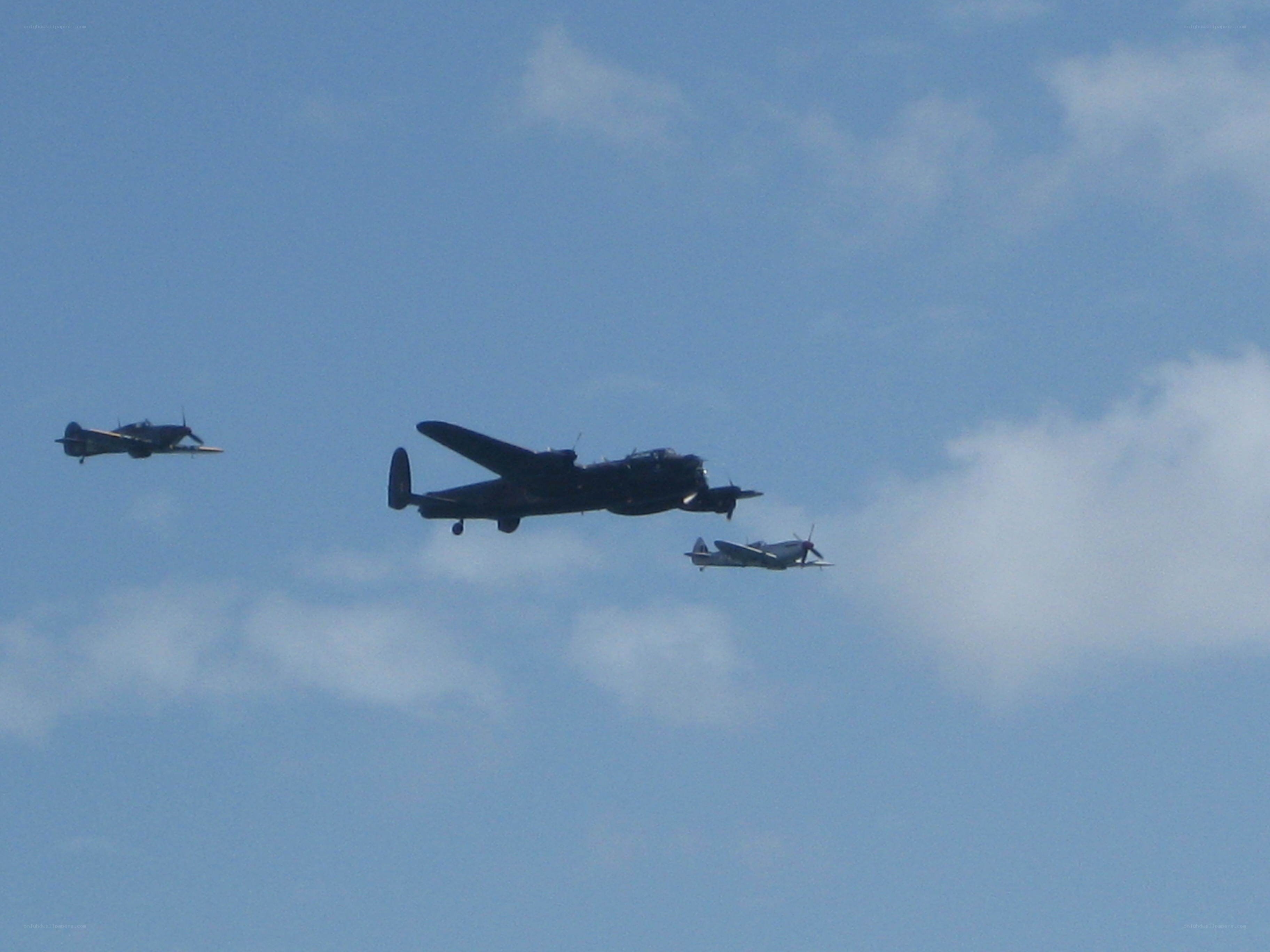 WWII aircraft in flight
