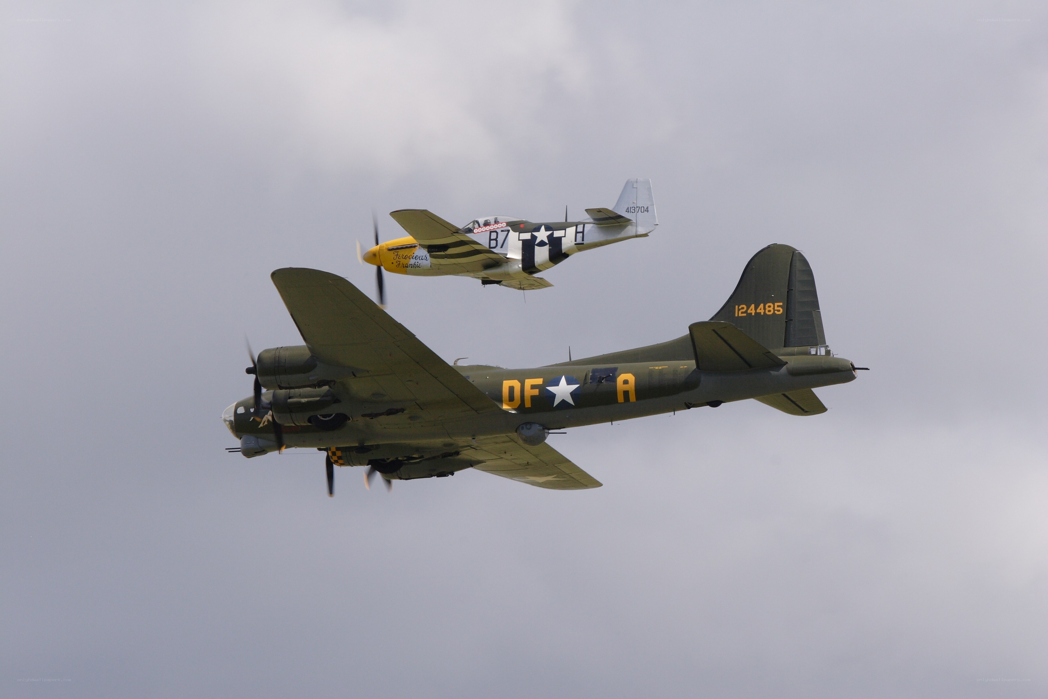 WWII aircraft in formation