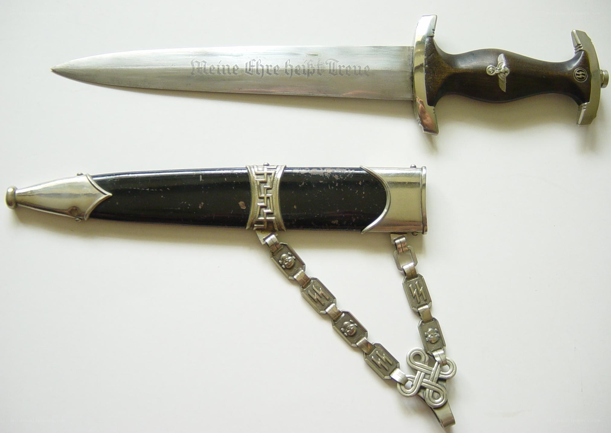 WWII SS dagger and scabbard