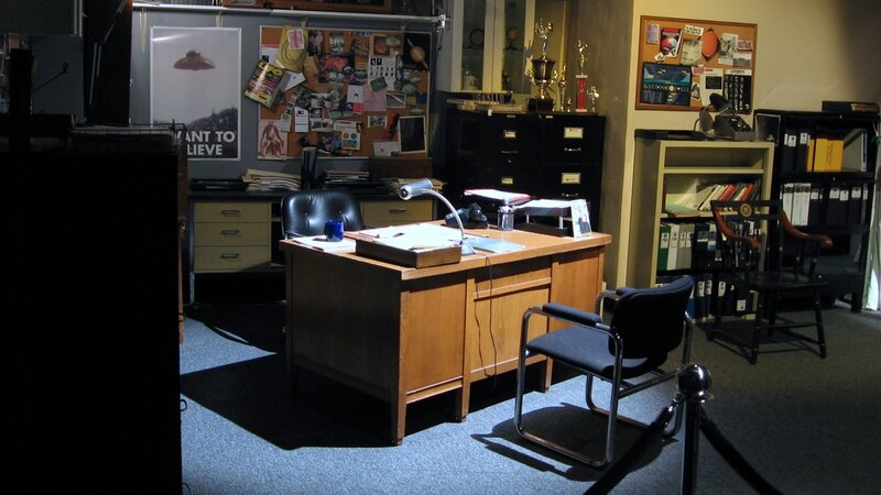 X-Files office set