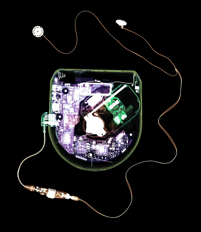 X-ray of a hearing aid