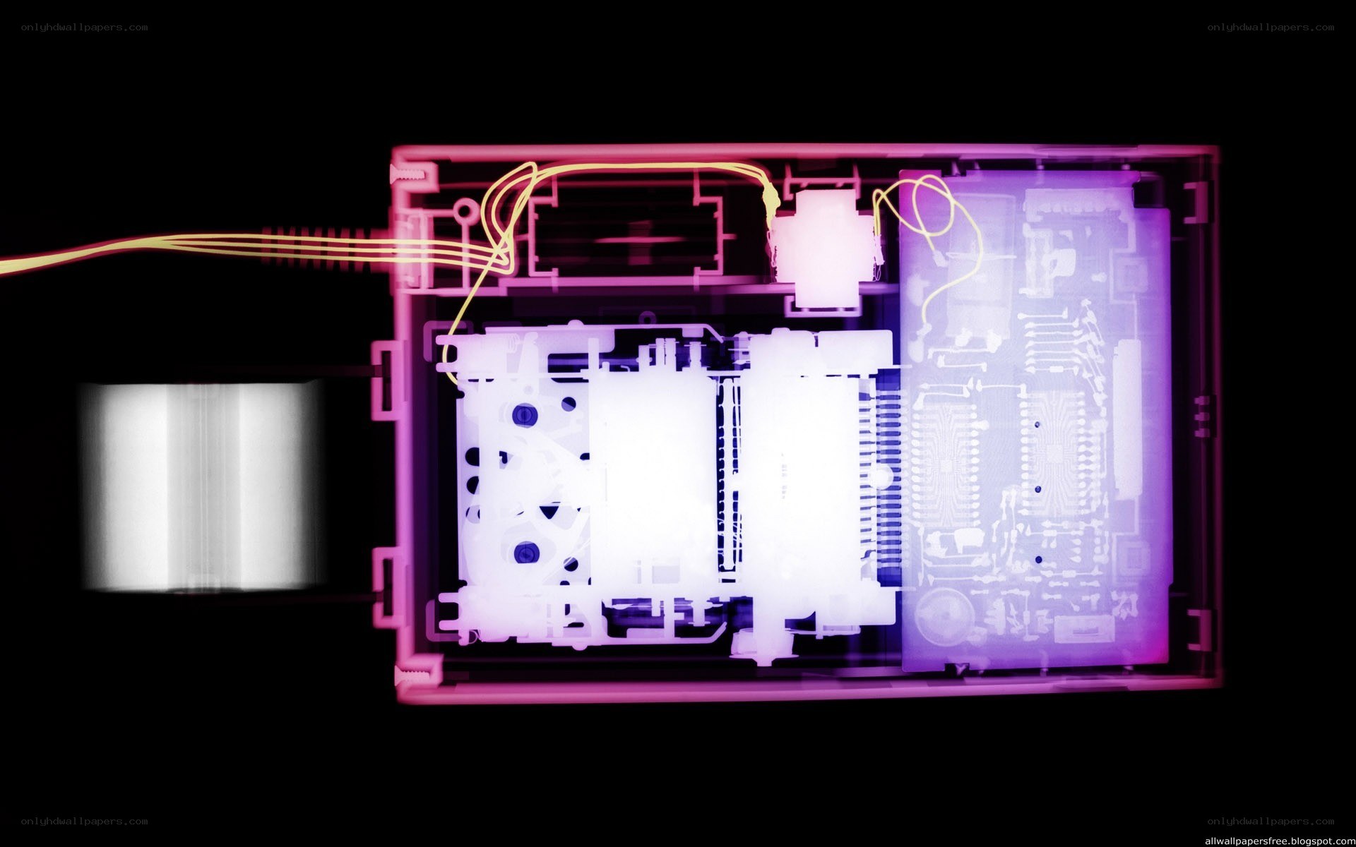 X-ray of electronic device