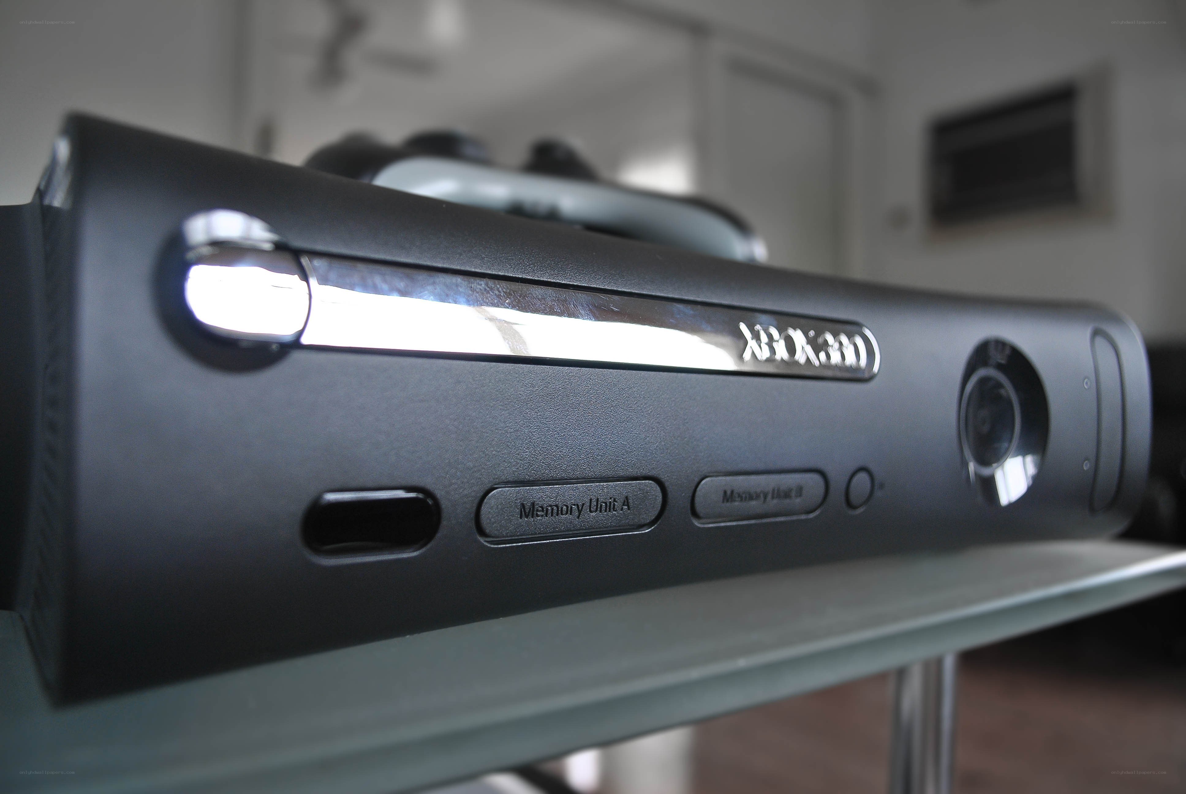 Xbox 360 console front view