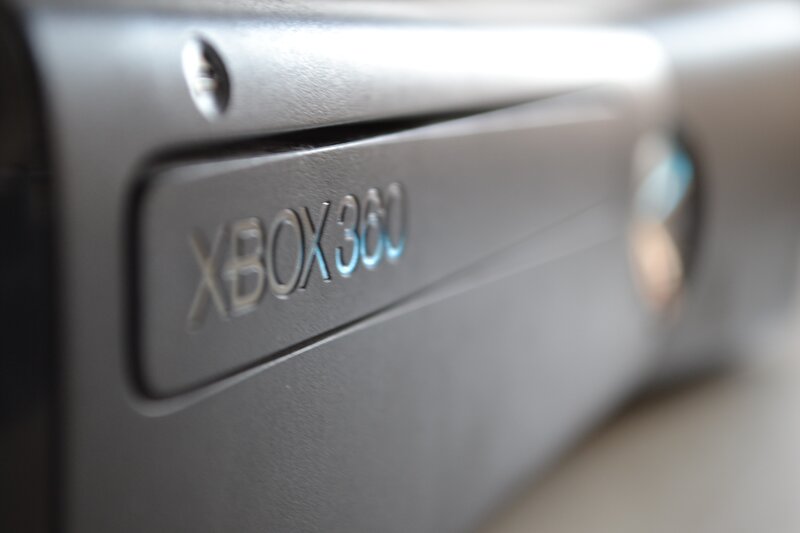 Xbox 360 Console — Gray