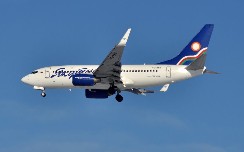 Yakutia Airlines Boeing 737 in flight