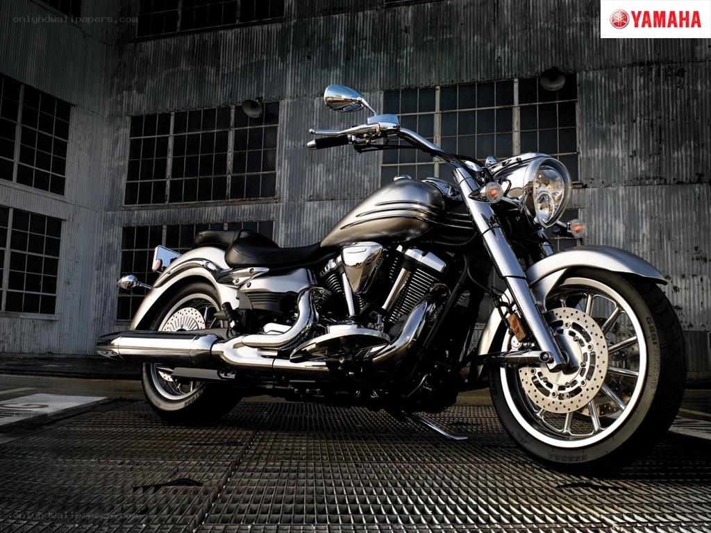 Yamaha cruiser motorcycle