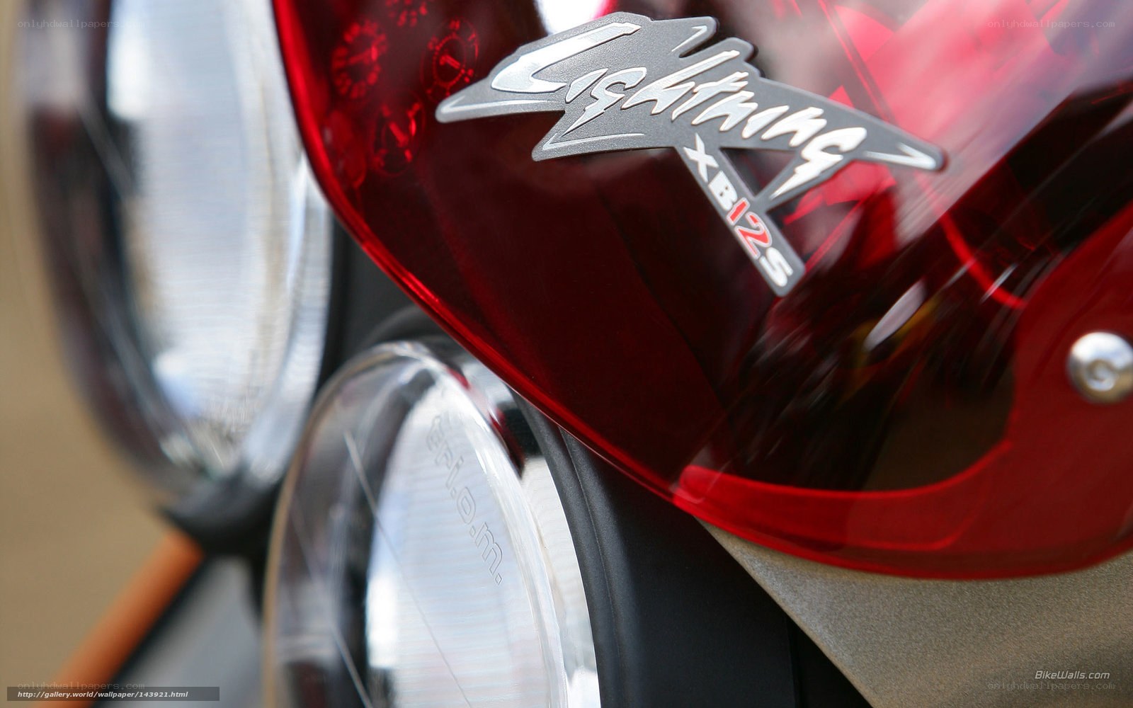 Yamaha Lightning XB12S headlight