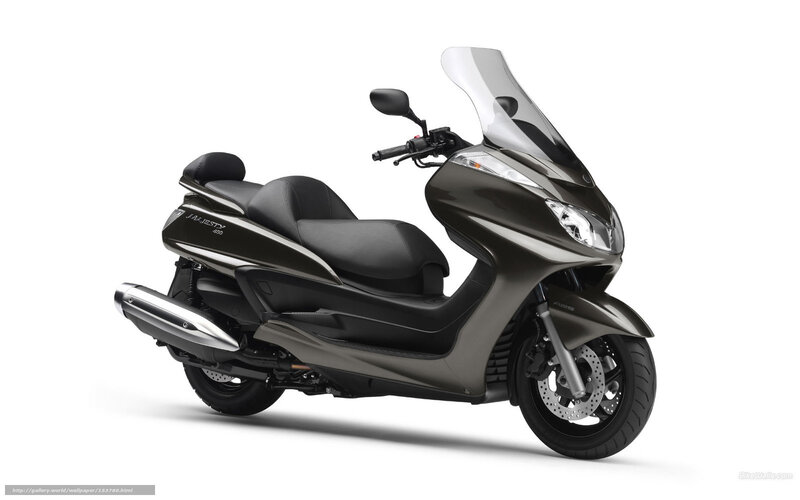 Yamaha Majesty 400 scooter