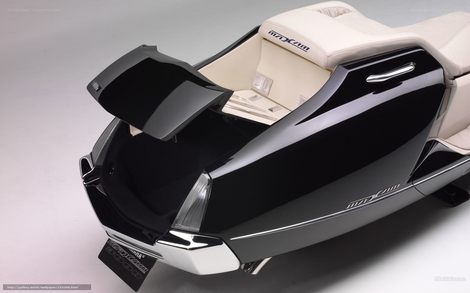 Yamaha Maxi-Cab scooter