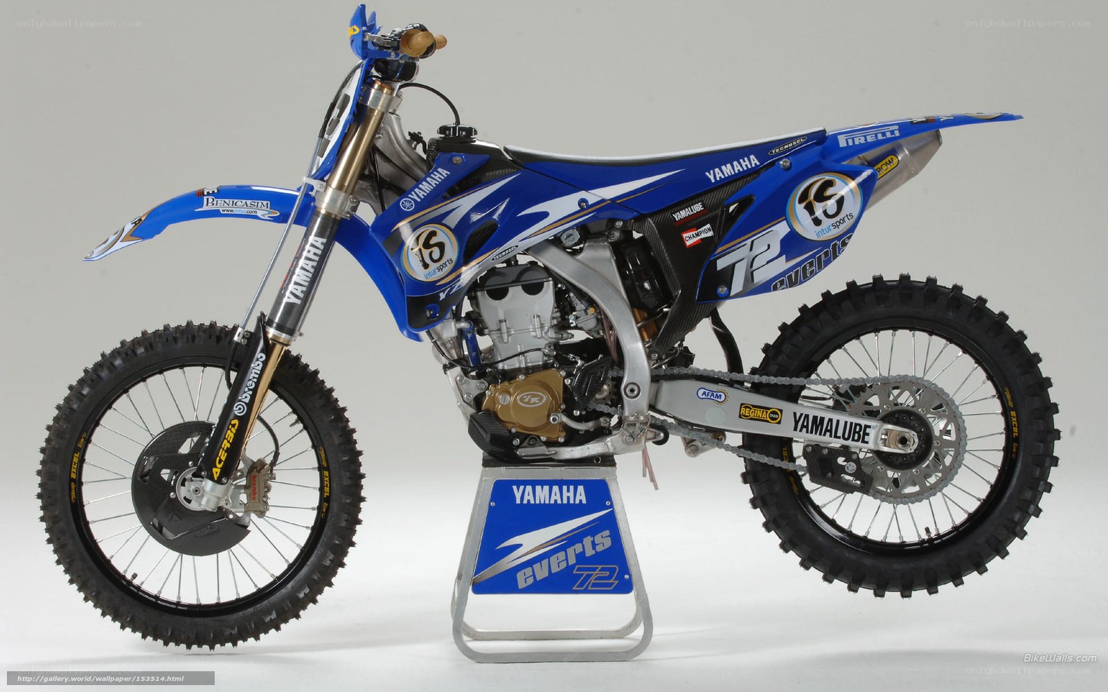 Yamaha motocross bike