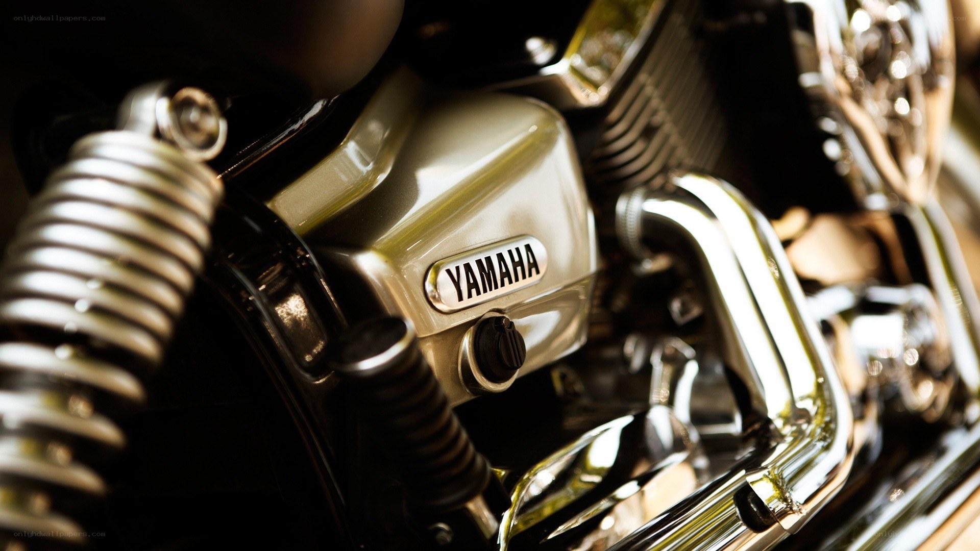 Yamaha motorcycle engine details