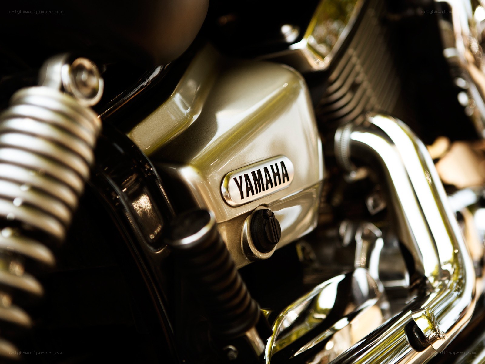 Yamaha motorcycle engine details