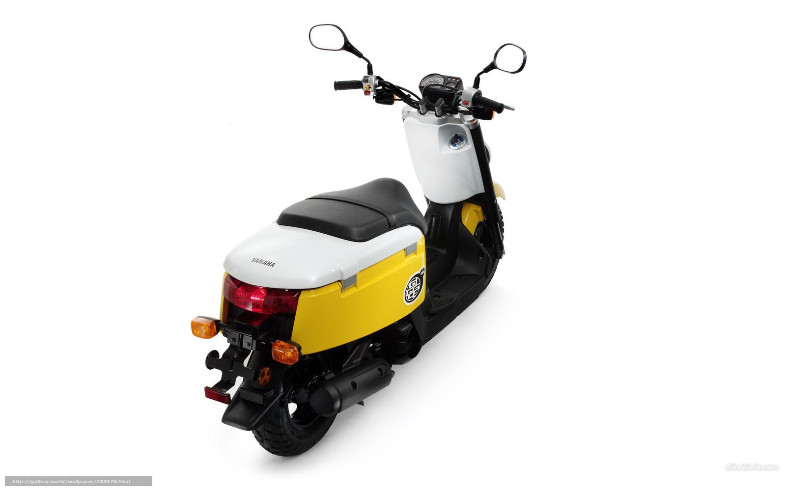 Yamaha scooter in yellow and white