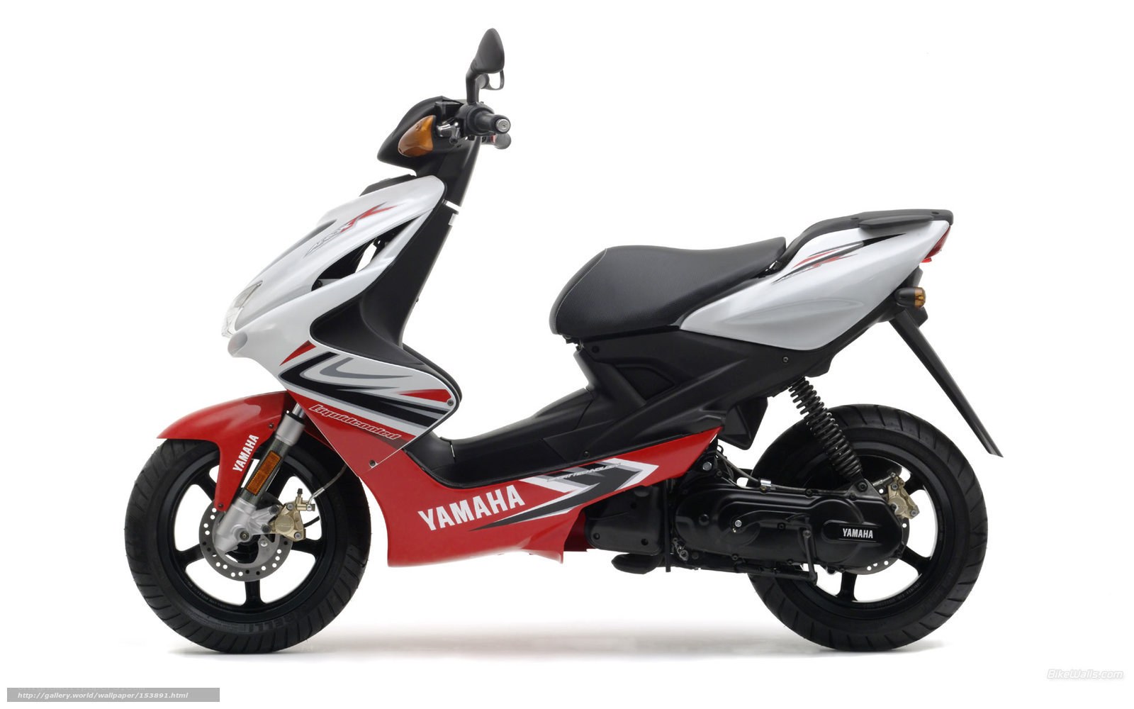 Yamaha scooter side profile