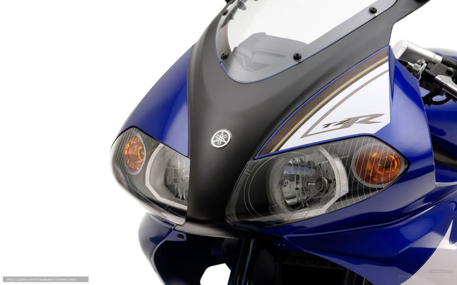 Yamaha TZR motorcycle front