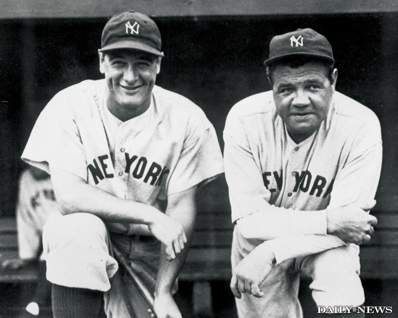 Yankees players in dugout