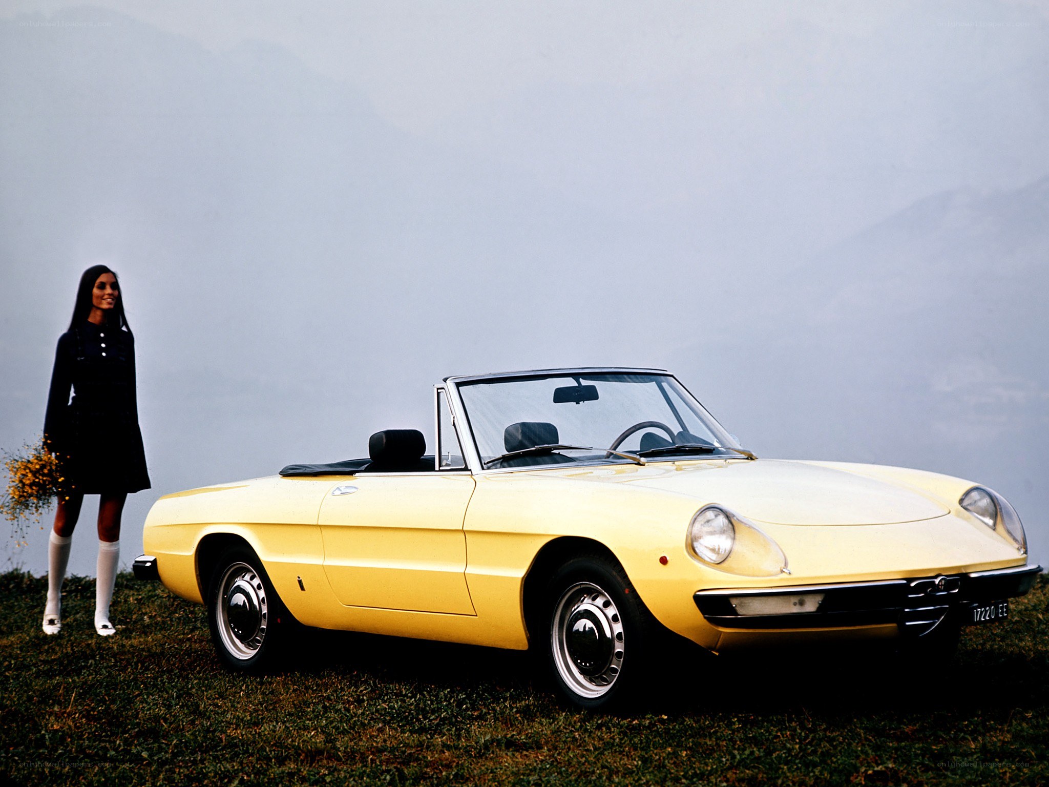 Yellow Alfa Romeo Spider