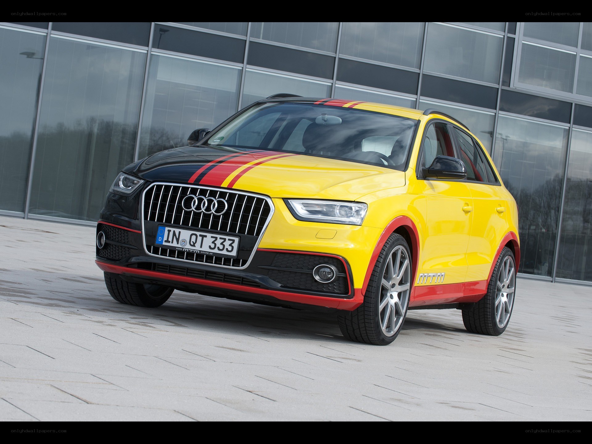 yellow and black audi q3