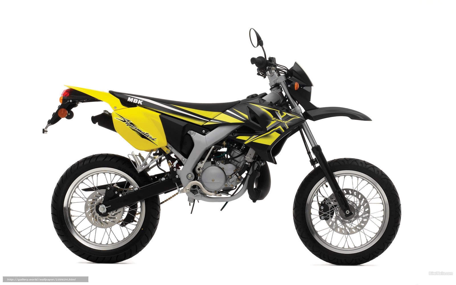 yellow and black dirt bike