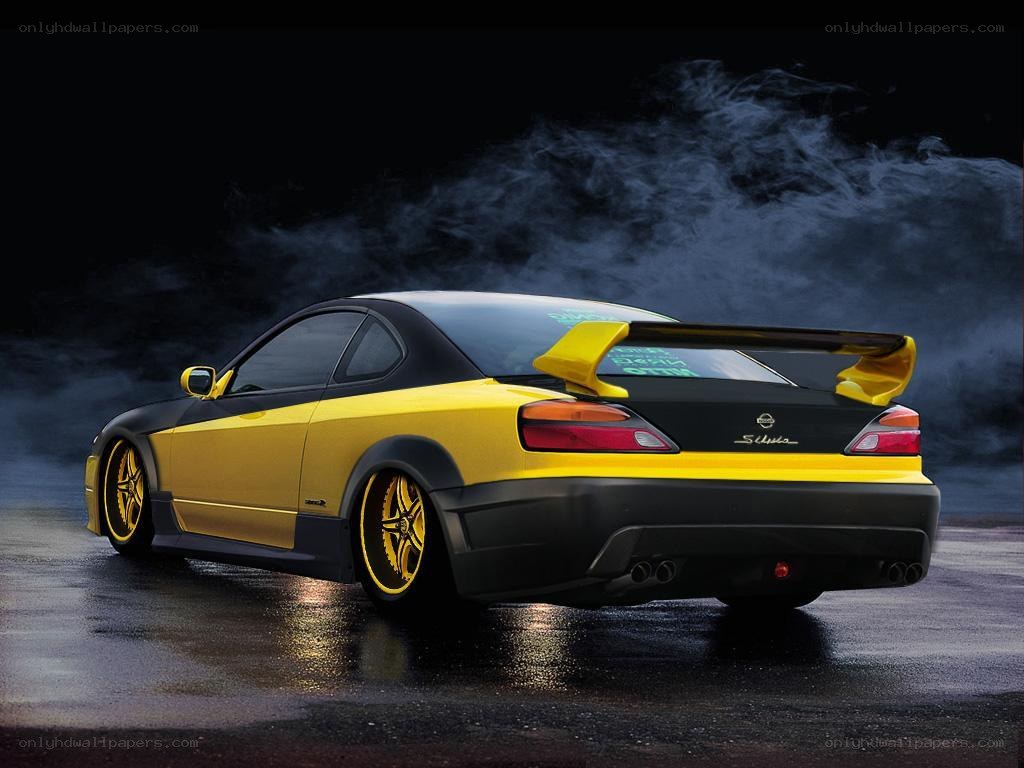 yellow and black drift car